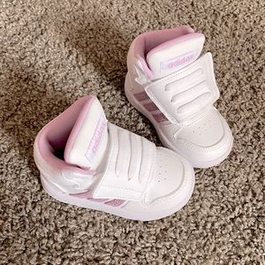 Toddler Adidas Hoops 2.0 Mid Top Sneaker